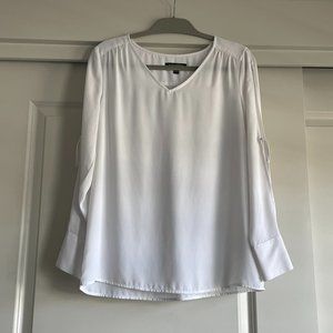 Banana Republic White long sleeve blouse